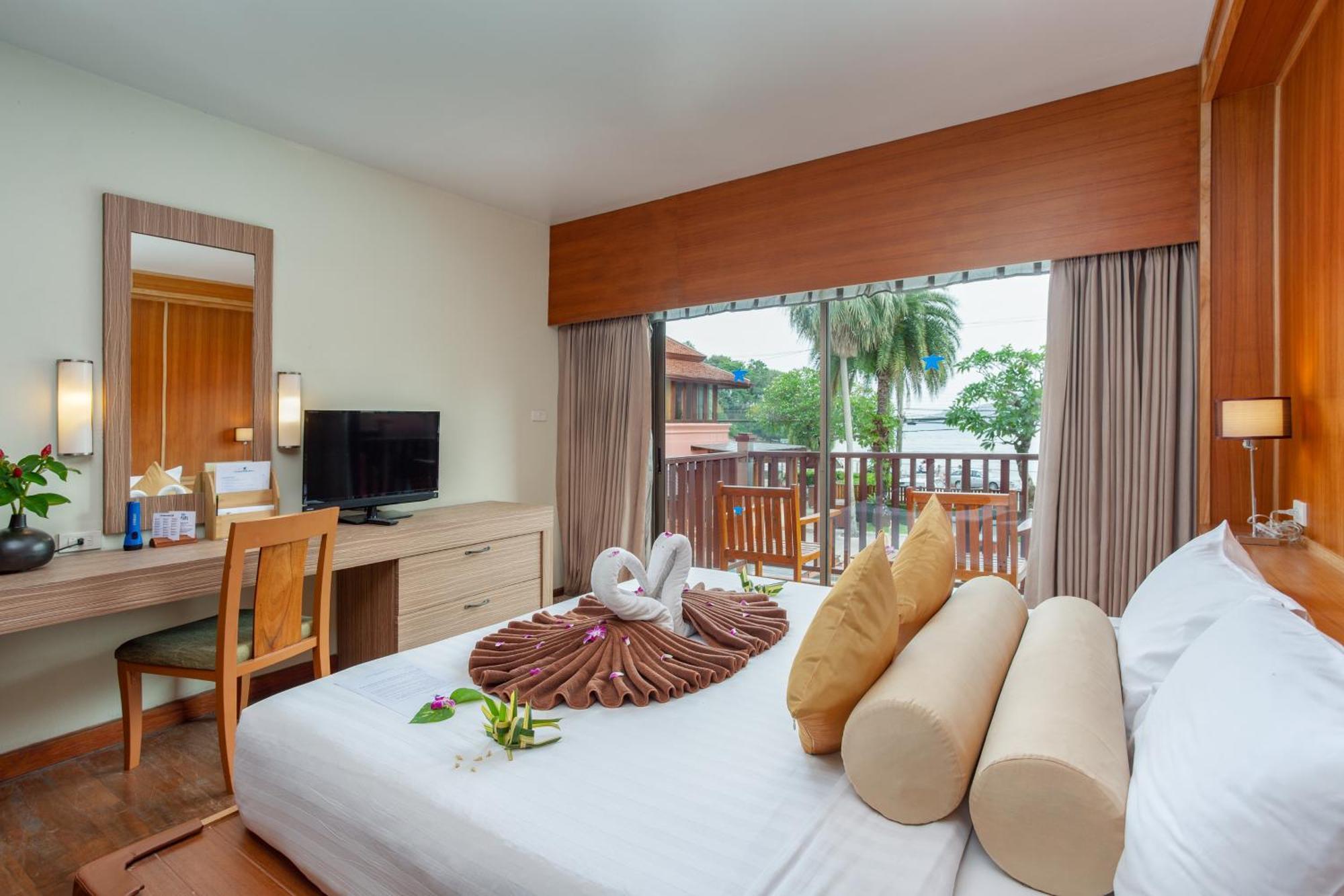 普吉岛-瓶庐海景度假酒店 Phuket Pl Seaview Resort Patong Exterior photo